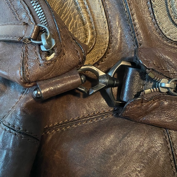 Givenchy Unisex Soft Brown Leather Medium Nightingale Bag - Picture 6 of 12